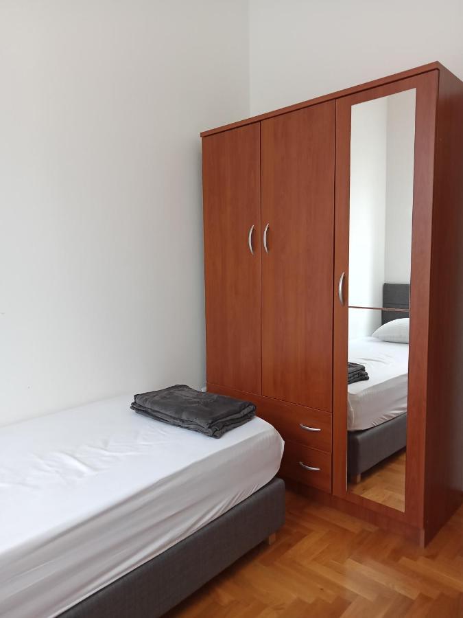 Apartman Mara Ловран Екстер'єр фото