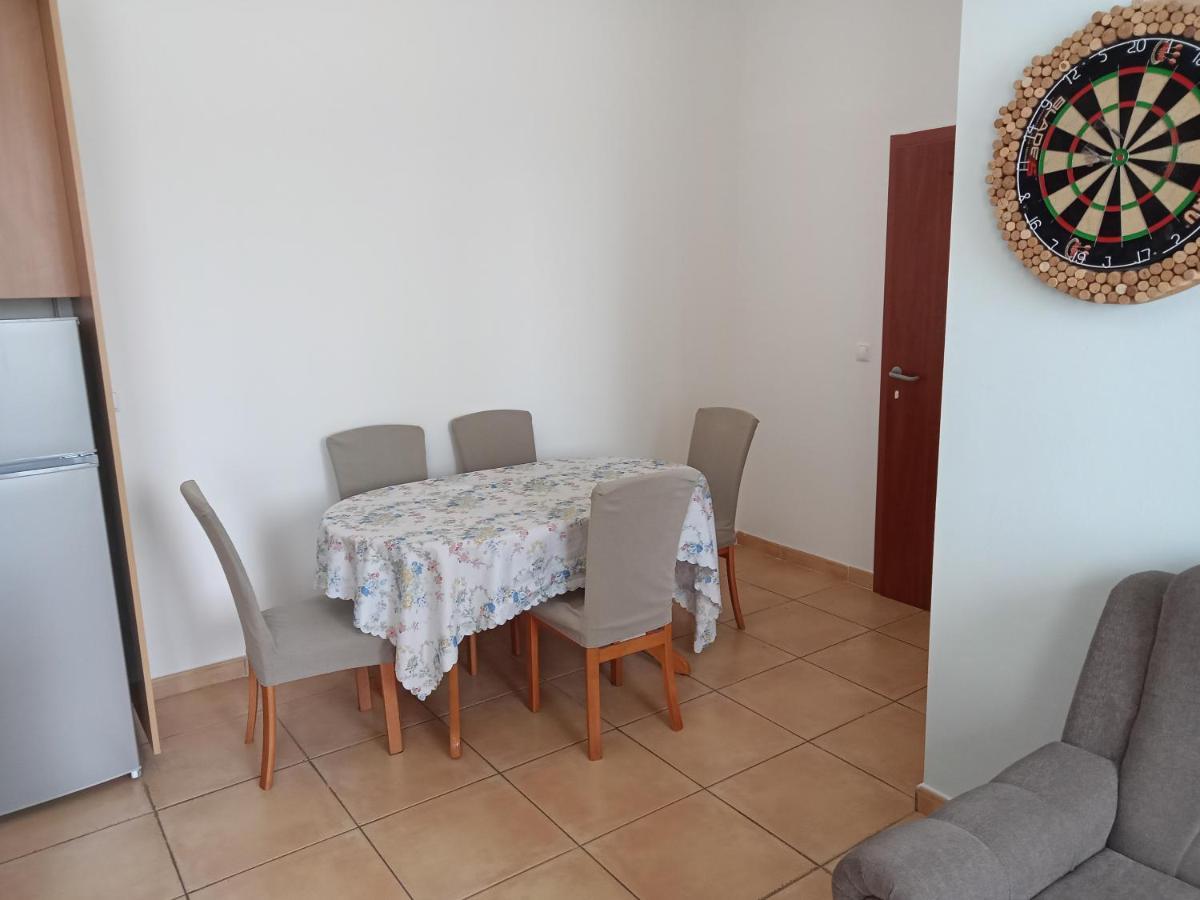 Apartman Mara Ловран Екстер'єр фото